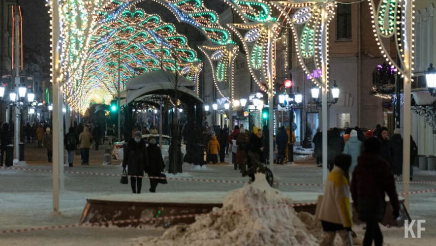 Также будут работать муниципальные служащие