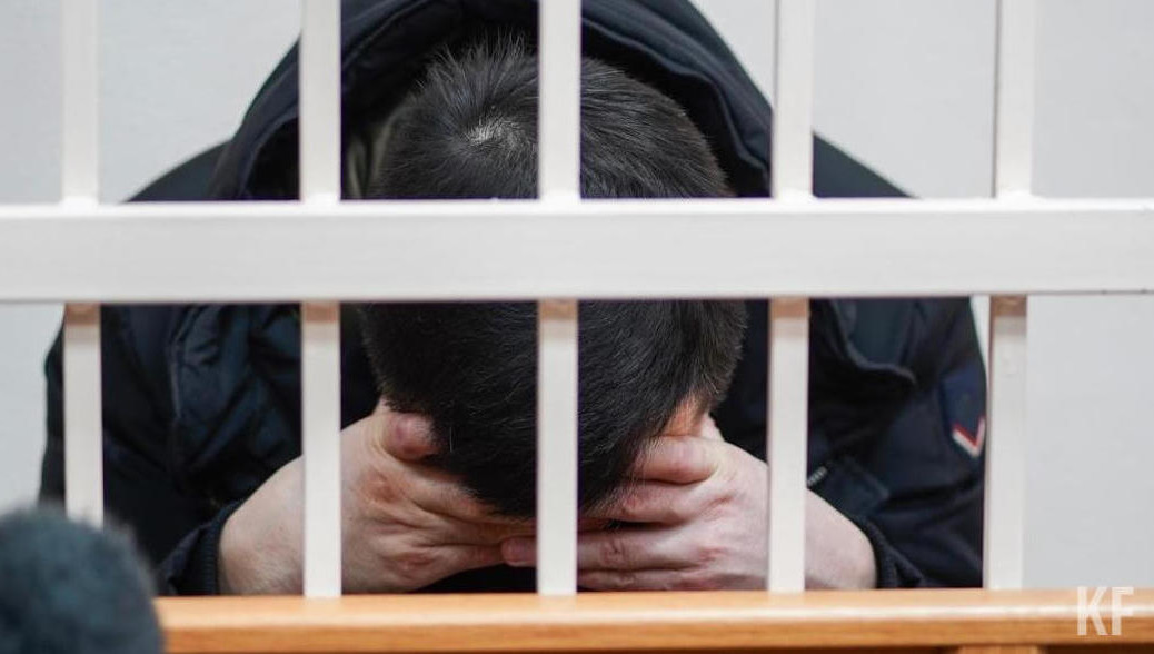 Ему грозит шесть лет тюремного заключения.