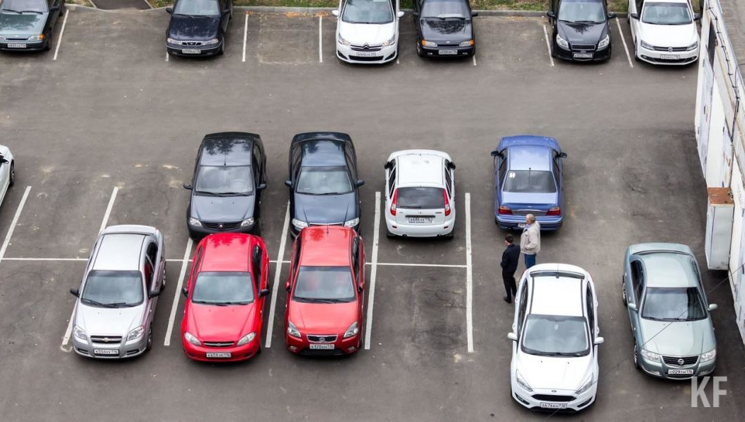 До этого жители жаловались на шумную молодежь.