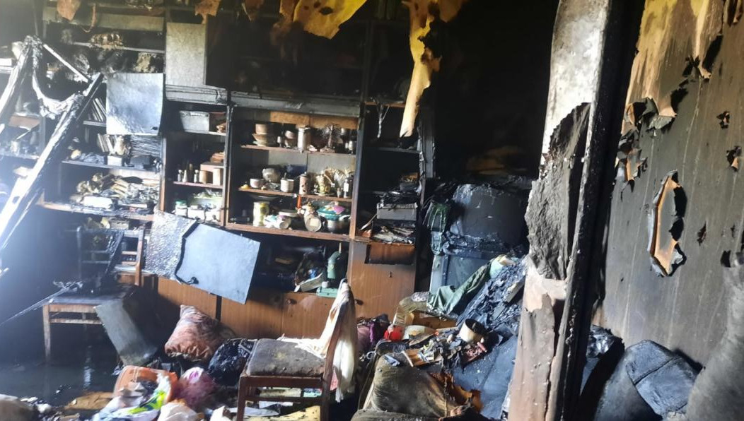 Возгорание началось в зале.