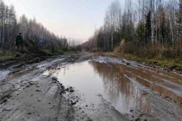 В поселке Качелино Арского района подтоплен один участок автодороги.
