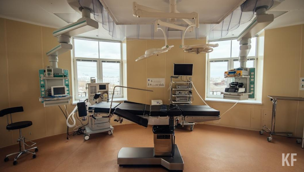 Еще около десятка пострадали.