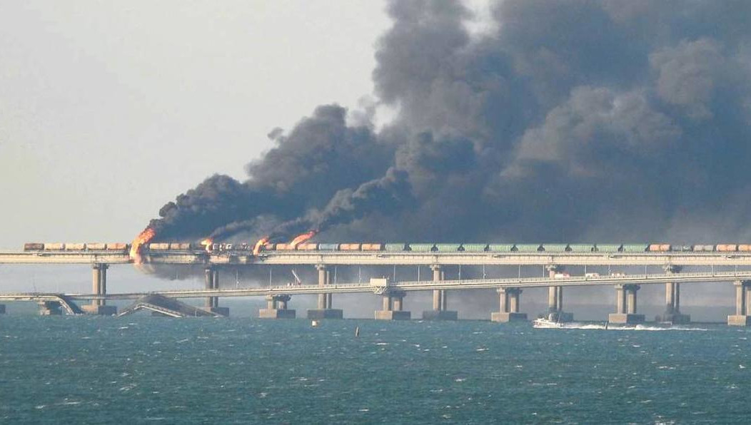 Установлены личности 12 человек