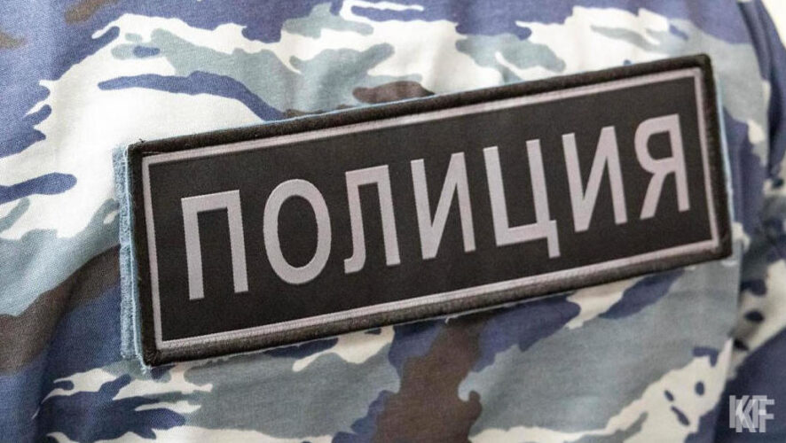 Возбуждено уголовное дело по факту хранения запрещенных веществ.