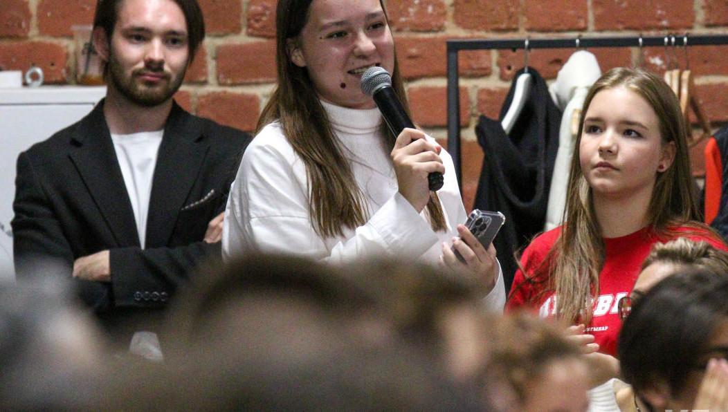 Гости встречи узнают