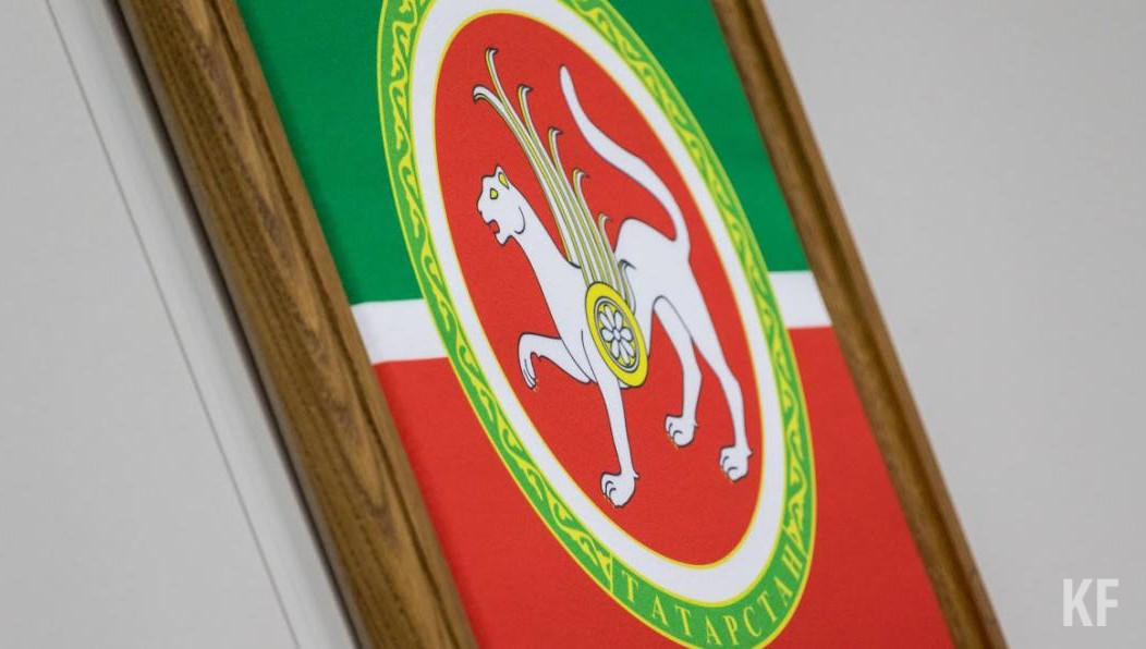 В татарском языке слово означает президент