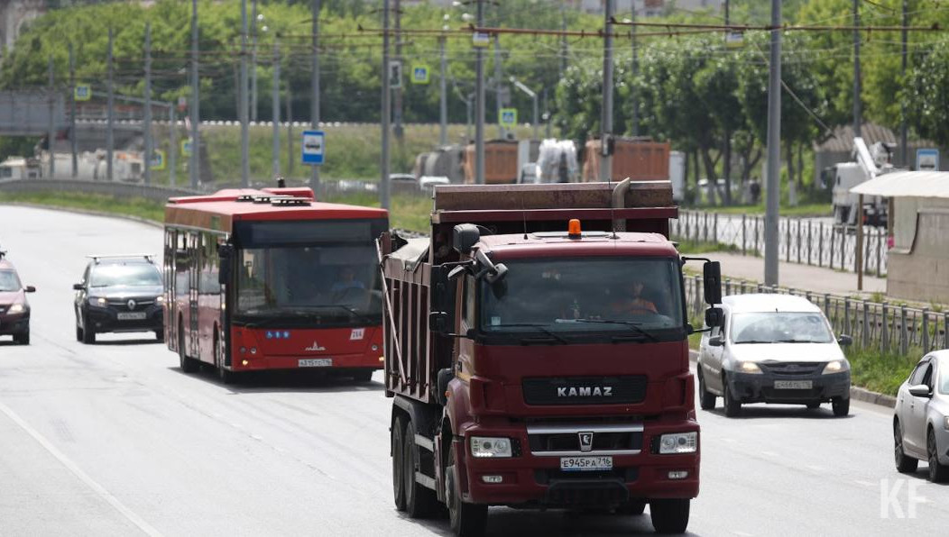 Частыми нарушениями стали несоблюдение весовых ограничений и вождение в нетрезвом виде.