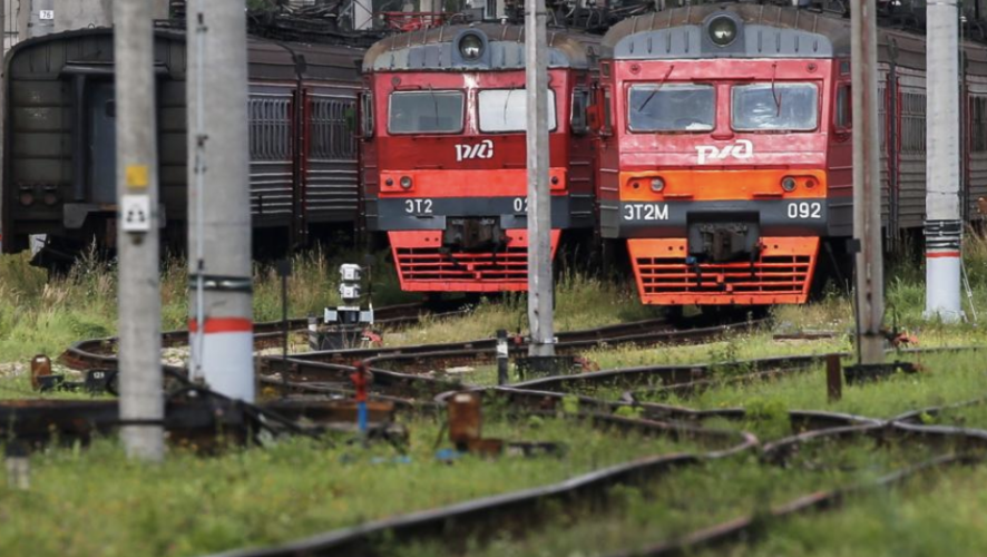 Первый поезд прошел по перегону в 16:42 мск.