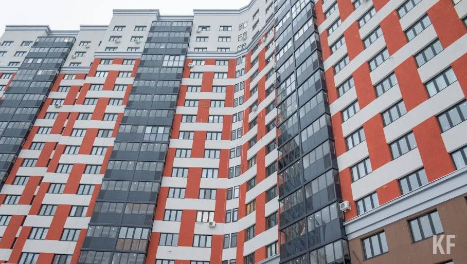 Юноше выделили благоустроенное жилье в Казани.