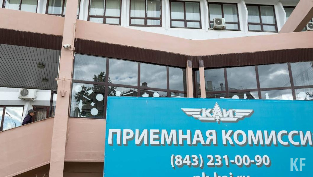 В учебные заведения республики зачислено более 17 тысяч человек.