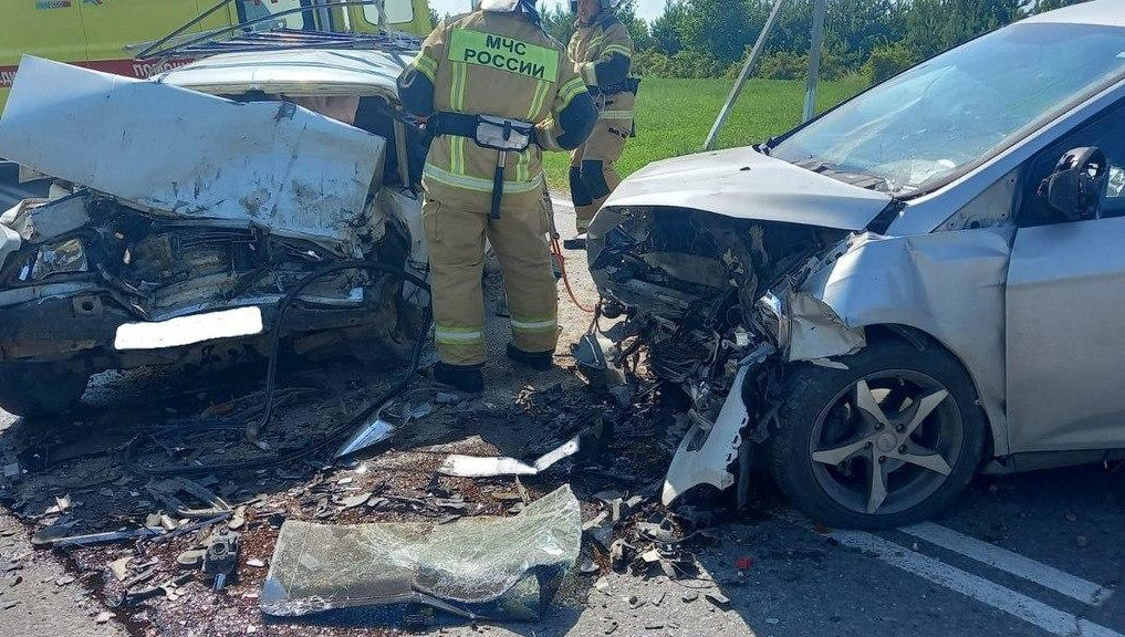 Трагедия произошла в зоне действия знака «Опасный поворот».