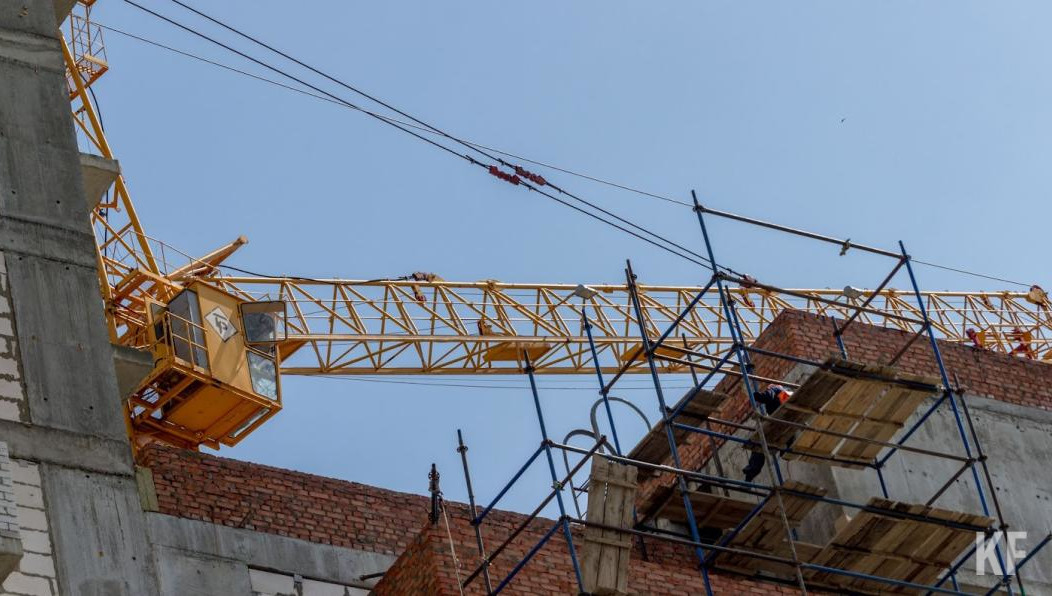 Жильцы близлежащих домов выступают против возведения объекта.