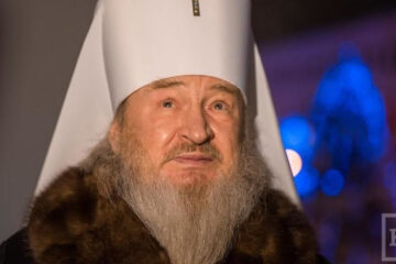 Президент республики в свою очередь поздравил всех православных с прошедшим праздником Рождества Христова.