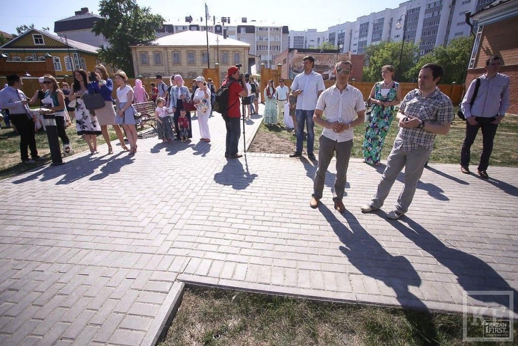 Акция-флешмоб «Сенной базар» («Печән базары») прошла в Казани