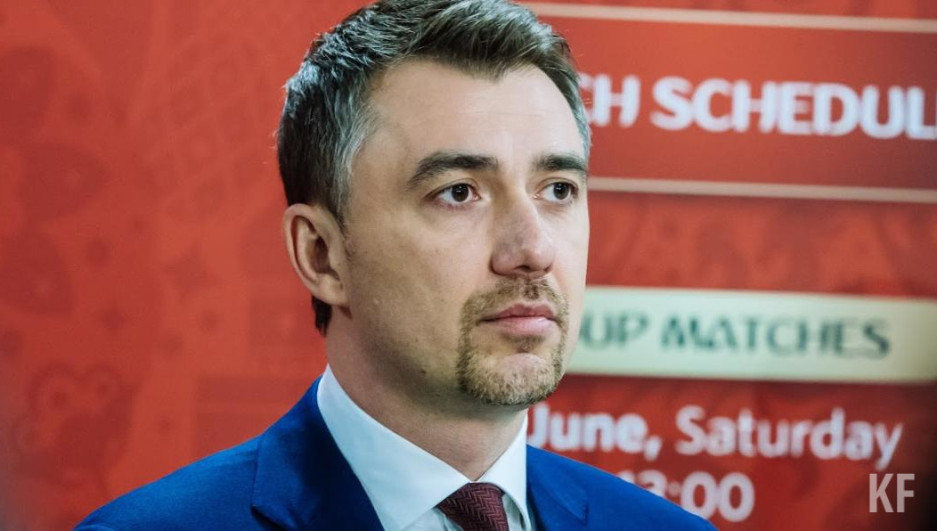 Он также должен курировать работу с Комитетами по делам молодежи.