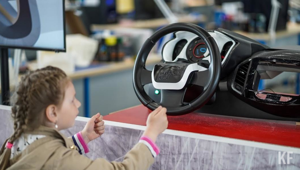 Среди марок были названы Britax Römer