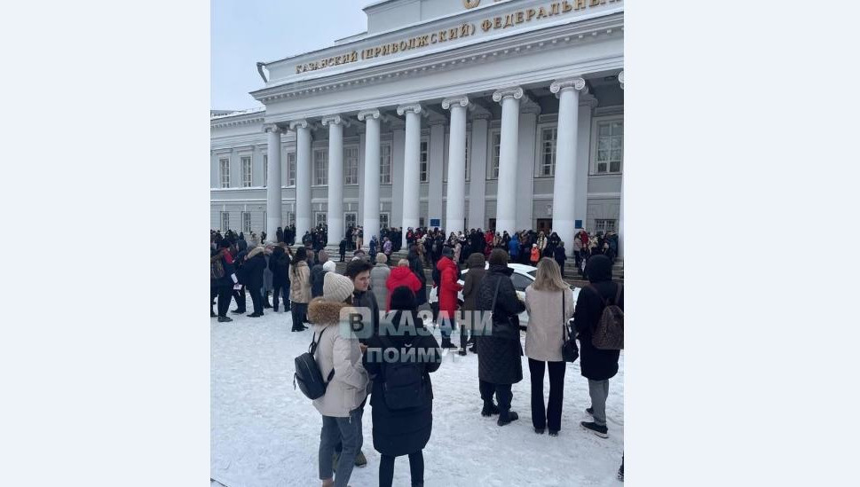 О произошедшем рассказали пользователи соцсетей.