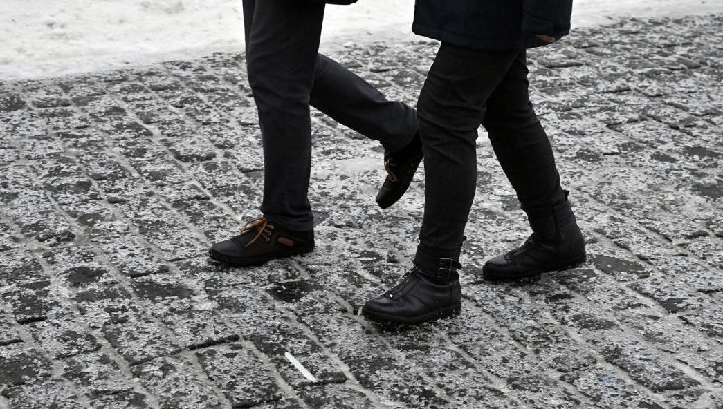 Женщина уверена