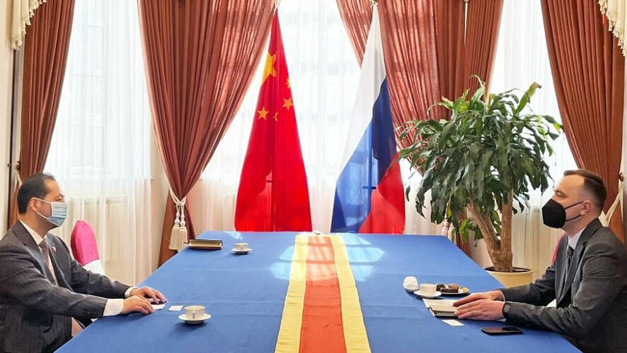 Также планируется привлечь грузовые компании из Китая