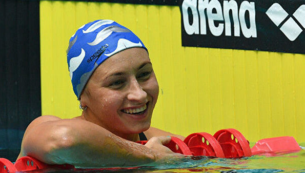 Вероника Андрусенко в заплыве на 200 метров вольным стилем пришла первой.