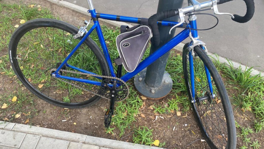 После ДТП пострадавшую школьницу доставили в приемный покой.