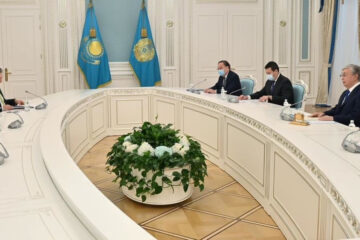 Президент республики посетил завод KamaTyresKZ в Карагандинской области Казахстана.