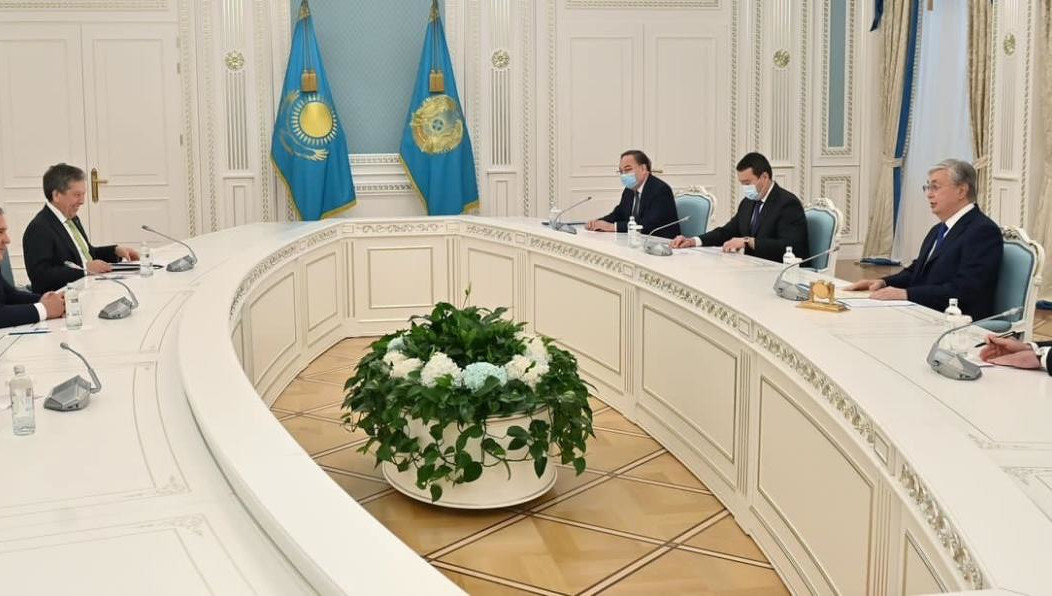 Президент республики посетил завод KamaTyresKZ в Карагандинской области Казахстана.