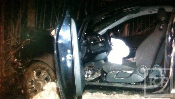 Серьезное ДТП произошло сегодня ночью в Авиастроительном районе Казани: девушка за рулем Opel уснула за рулем и выехала на встречную полосу