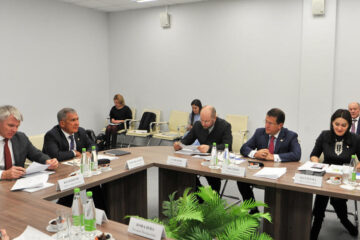 В совещании принял участие министр спорта Российской Федерации Павел Колобков.