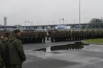 Сейчас солдат разместили на площадке «Казань Экспо».