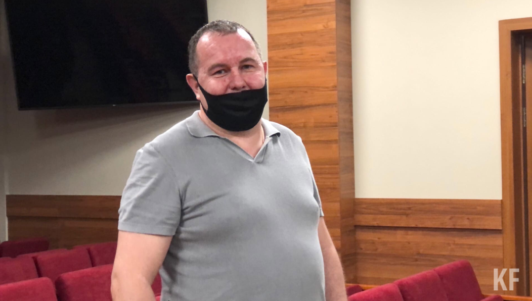 Общая сумма мзды 290 тысяч рублей.