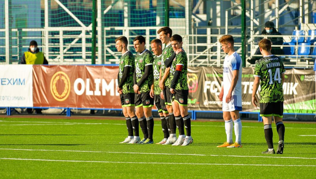 Нижнекамцы забили гол в компенсированное время и заработали очко.