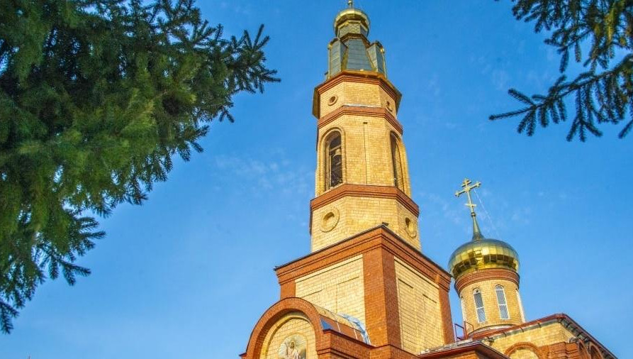 Прихожан ждут и в церквях района.