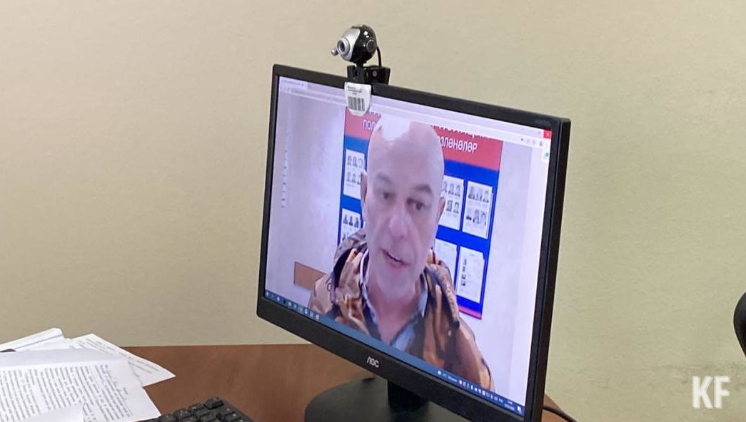 Ринат Курнаев пытался сбить сотрудника ГИБДД.