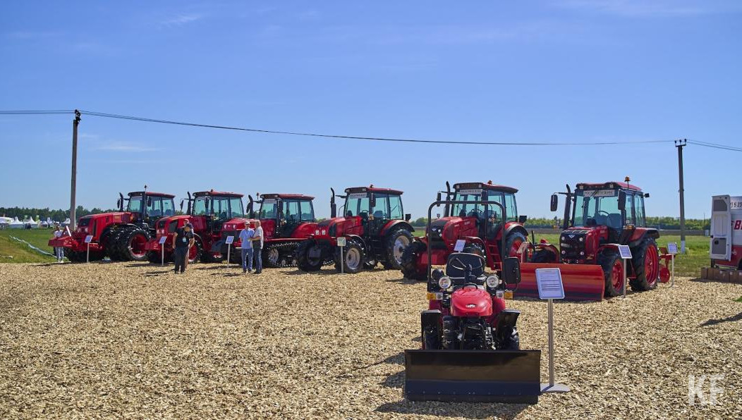 Также на выставке запланировано экстремальное трактор-шоу.