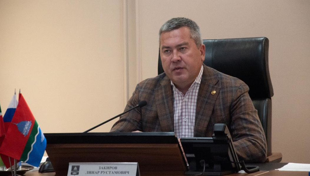 Мэр Бугульмы занял 84 строчку.