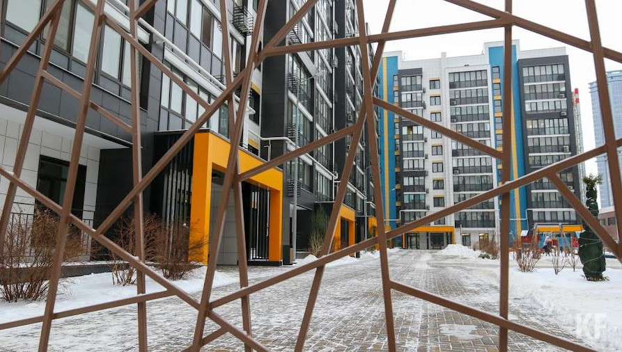 Некоторые стройки заморозят уже в этом году.