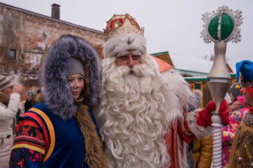 ТурСтат представил рейтинг самых популярных Дедов Морозов в России наступающей зимой.