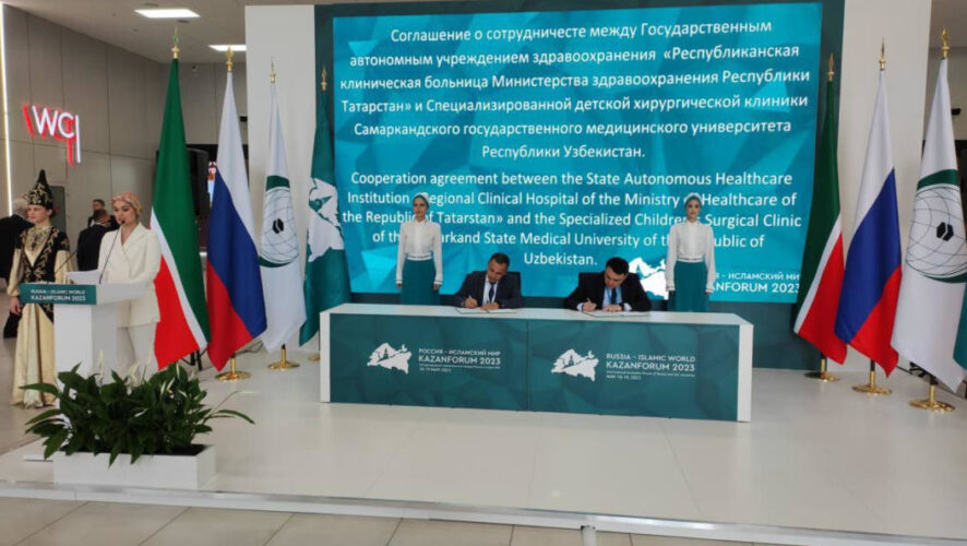 Также посмотреть на работу клиники приехал представитель Минздрава России.