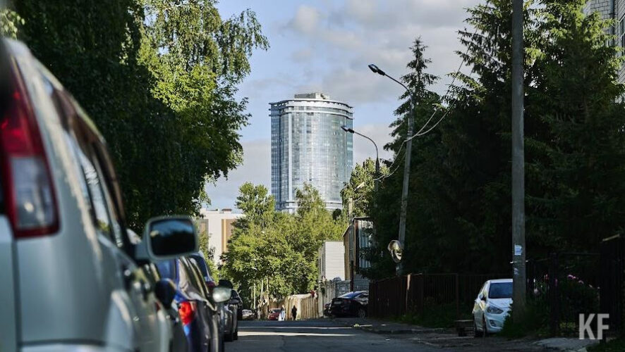 Почти на&nbsp;всех машинах нет государственных регистрационных знаков.