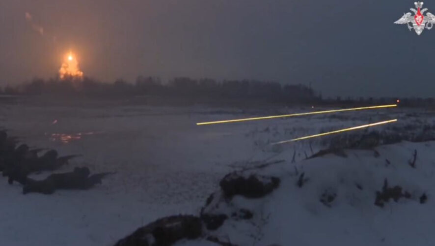 Военнослужащие работают над совершенствованием слаженности действий