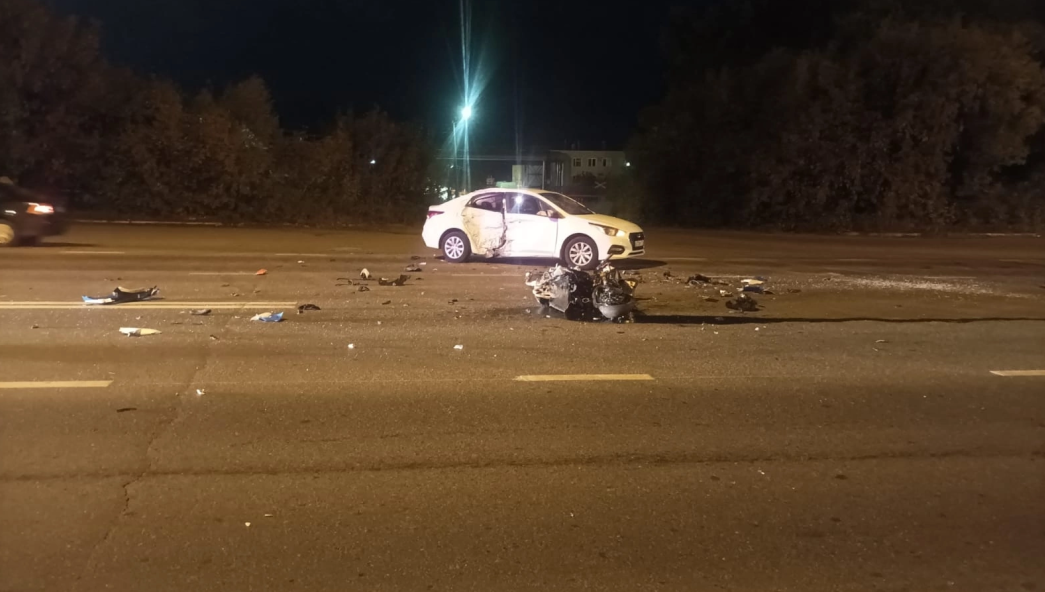 Из-за теплой погоды аварии с участием байкеров еще происходят.