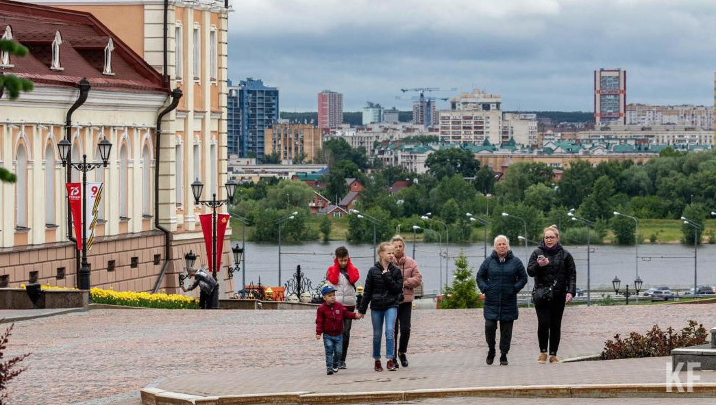 В ночное время на термометрах стоит ожидать 15-20 градусов.