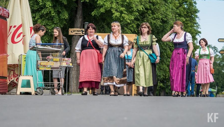 Особое внимание президент попросил уделить на это дошкольным учреждениям.