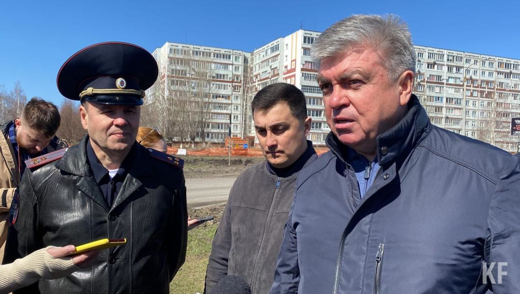 Мэр Челнов раскритиковал беспорядок на капремонте дороги по проспекту Дружбы народов.