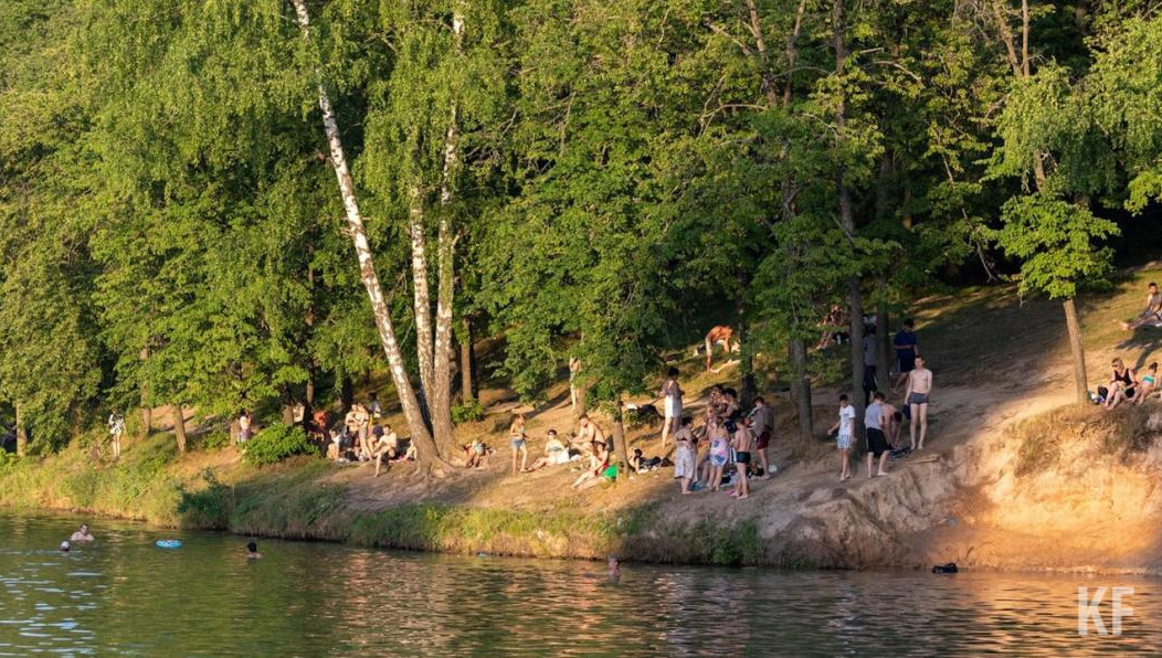 Купающимся в запрещенных местах грозит штраф.