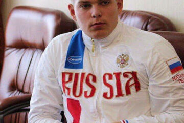 Геннадий Мамкин в составе сборной России стал вторым в командном турнире.