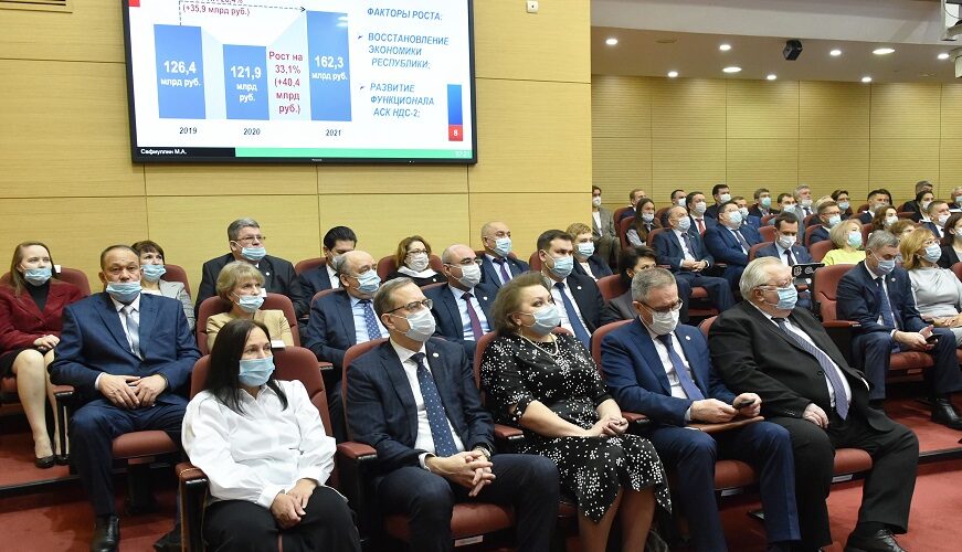 Минниханов увидел оживление экономики Татарстана