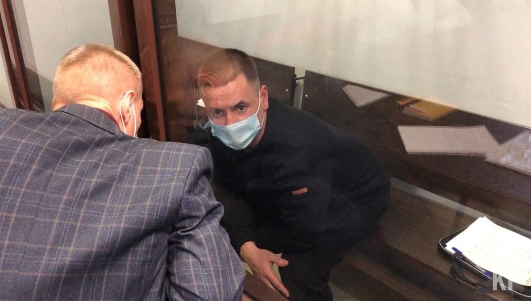 На суде мужчина просил изменить меру пресечения на домашний арест.