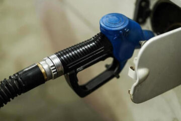 Специалисты отберут пробы бензина и дизельного топлива.